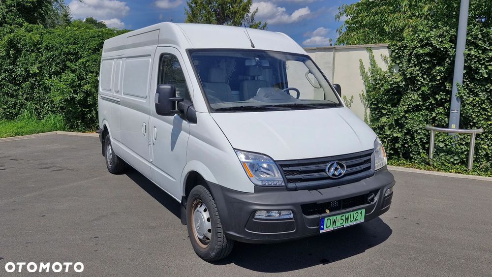 Maxus EV80 - 1