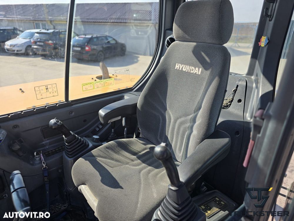 Hyundai 60CR-9R - 14