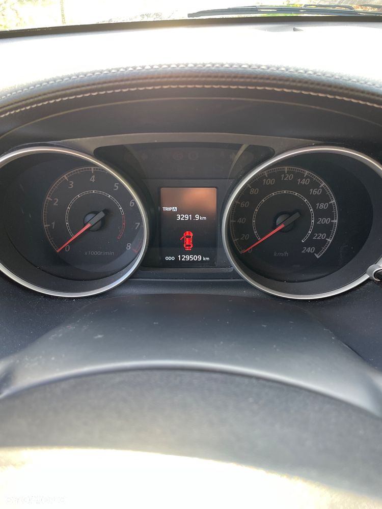 Mitsubishi Outlander 2.0 Invite 2WD - 11
