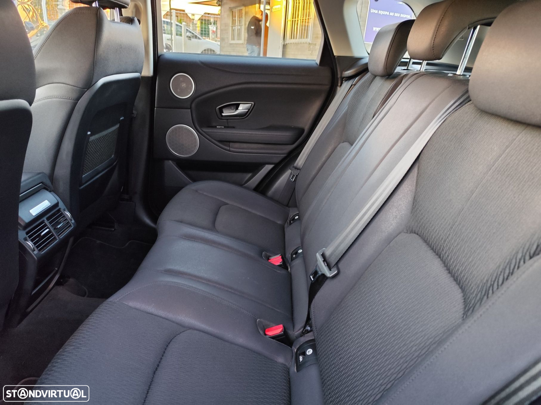 Land Rover Range Rover Evoque 2.0 TD4 Pure - 26