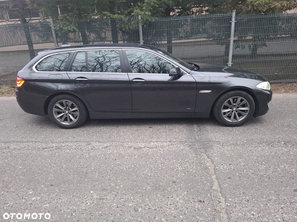 BMW Seria 5 520d - 6