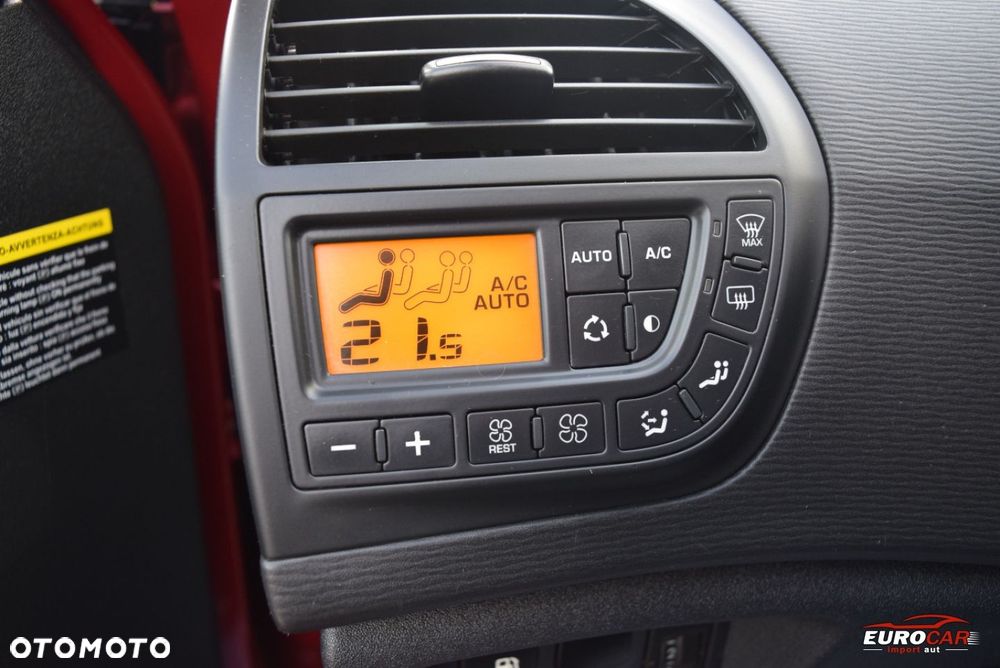 Citroën C4 Picasso 1.6 HDi FAP Exclusive - 20