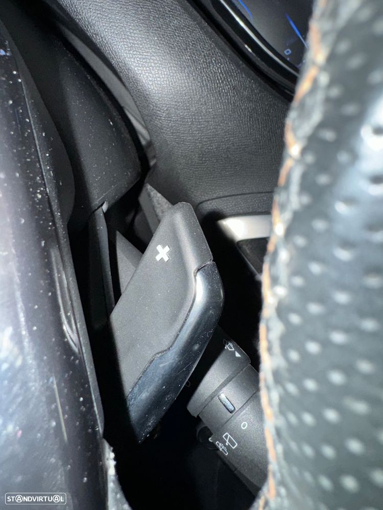 Peugeot 3008 1.2 PureTech GT Line EAT6 - 4