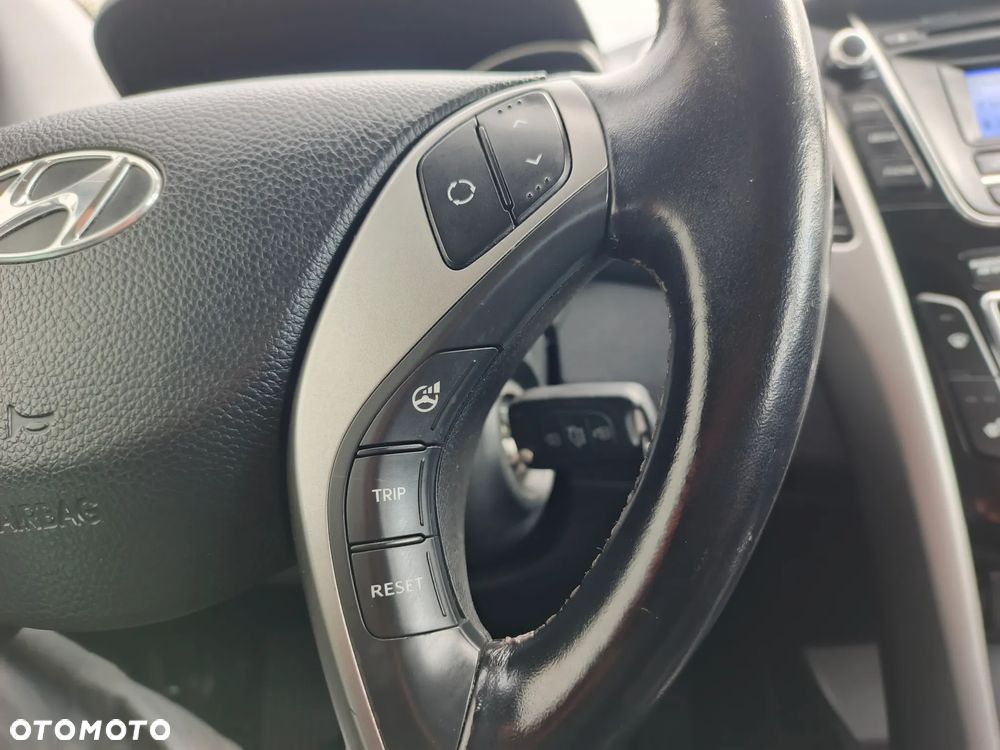 Hyundai i30 i30cw 1.4 Fifa World Cup Edition - 25