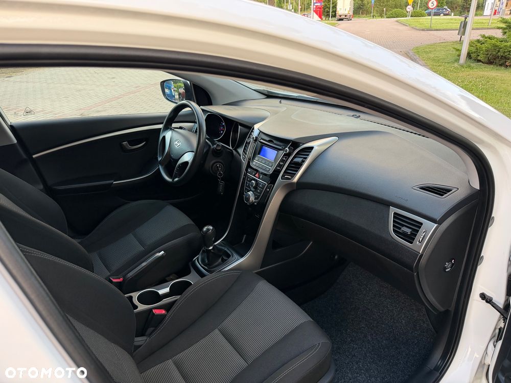 Hyundai i30 1.4 Fifa World Cup Edition - 33