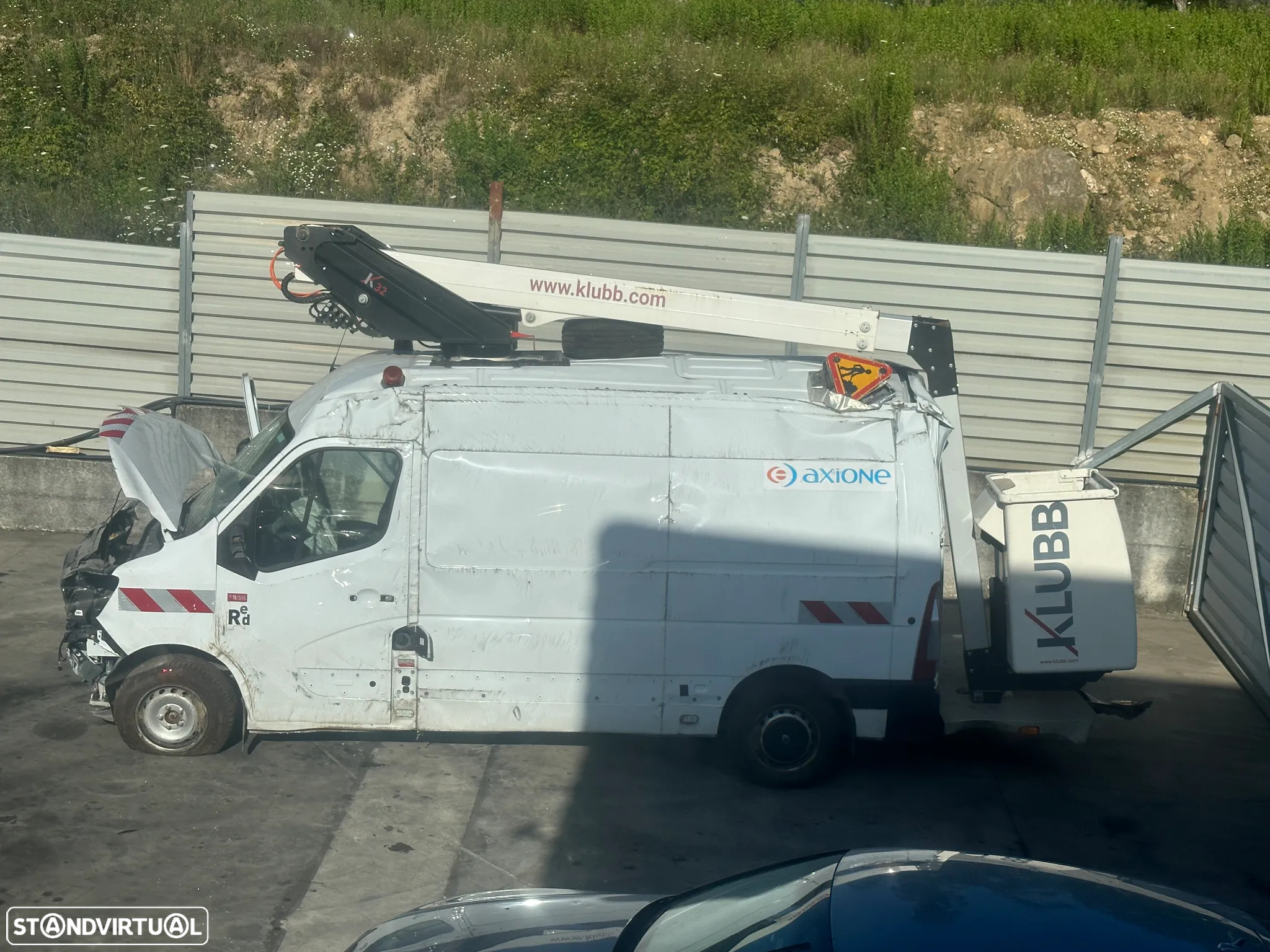 RENAULT MASTER III FASE III 2.3 BLUE DCI 145 CV DE 2021 MOTOR M9T 708 COM GRUA PLANTAFORMA DE CESTO K32 - 4