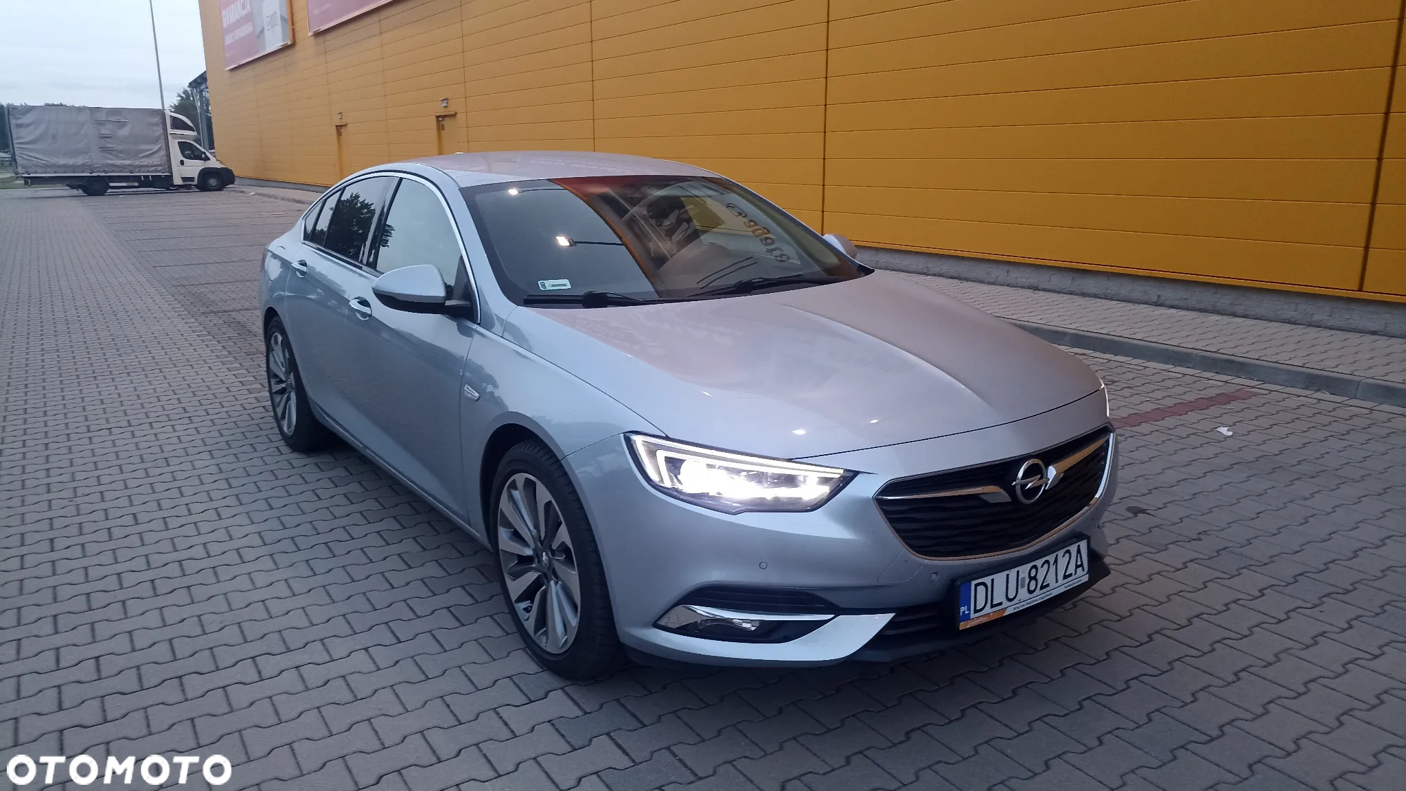 Opel Insignia 2.0 CDTI Edition - 12