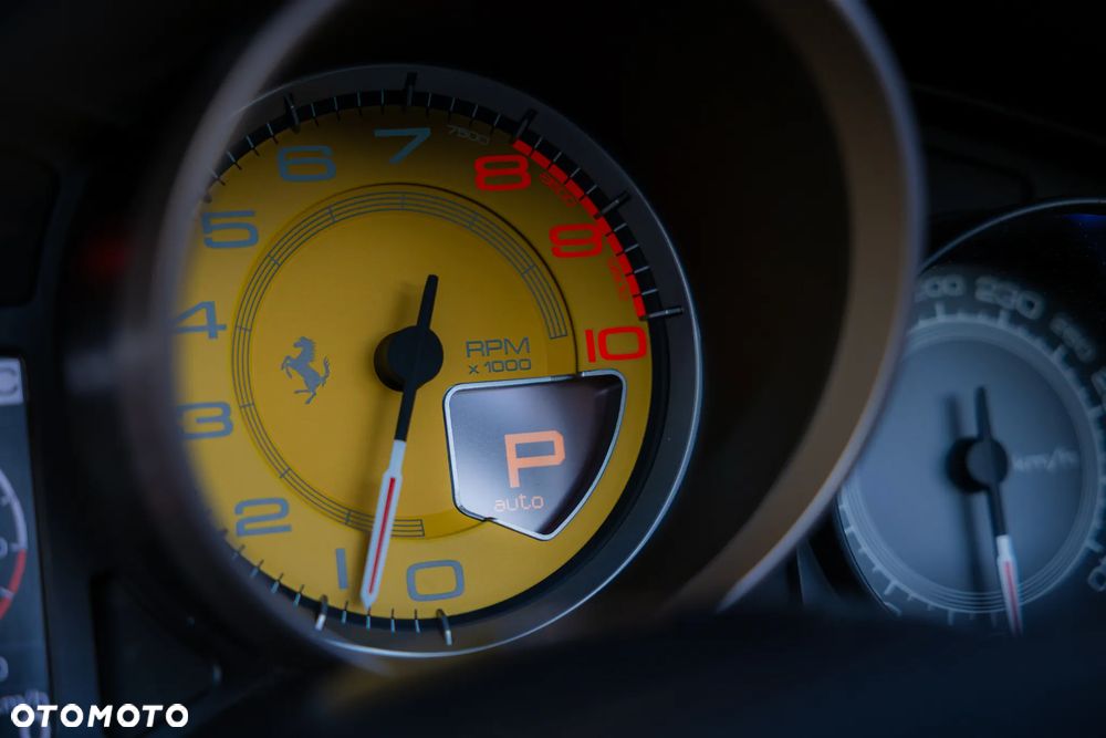 Ferrari California - 14