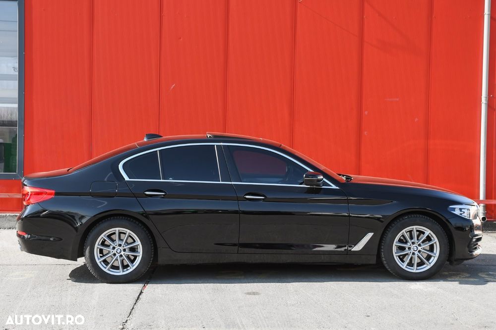 BMW Seria 5 520d AT - 6