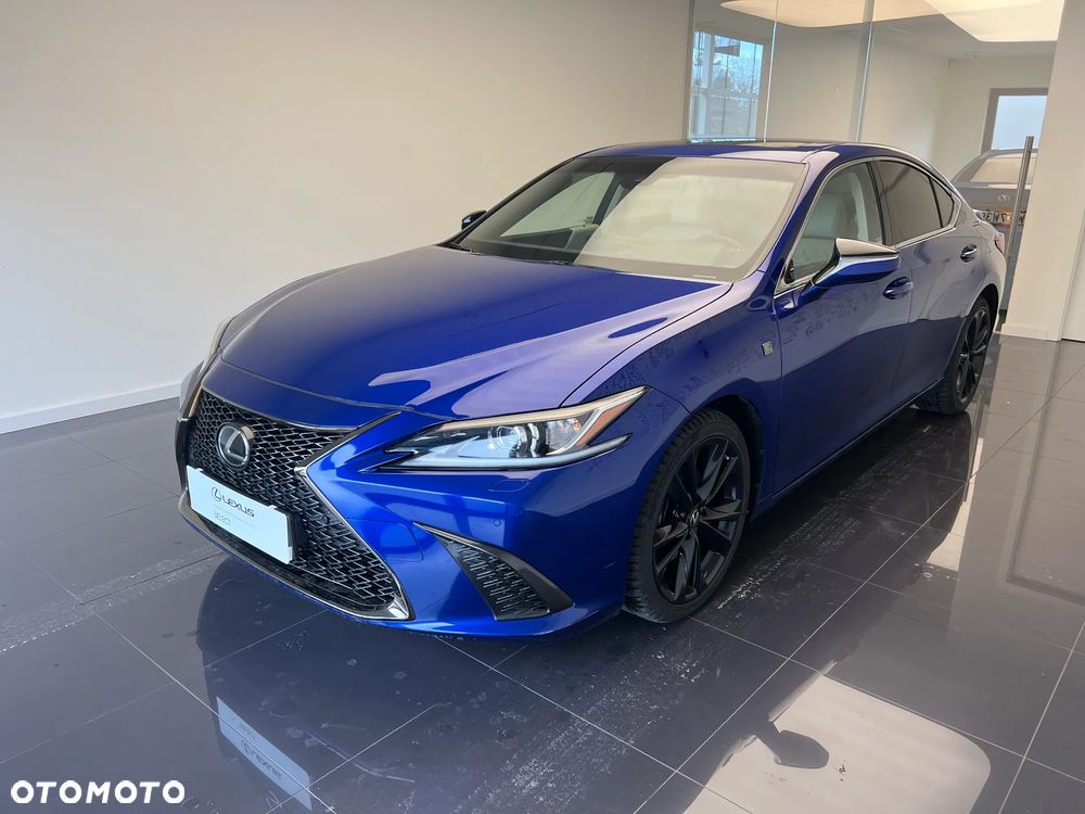 Lexus ES 300h F Sport Design - 1