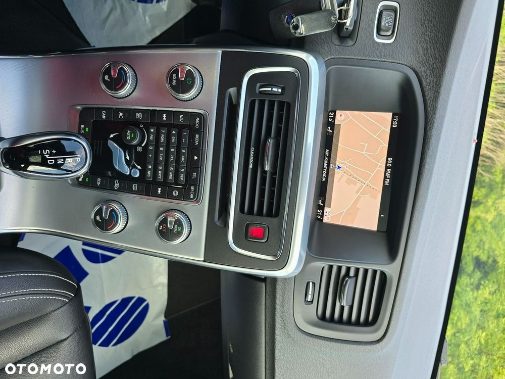 Volvo V60 D2 Geartronic Summum - 29