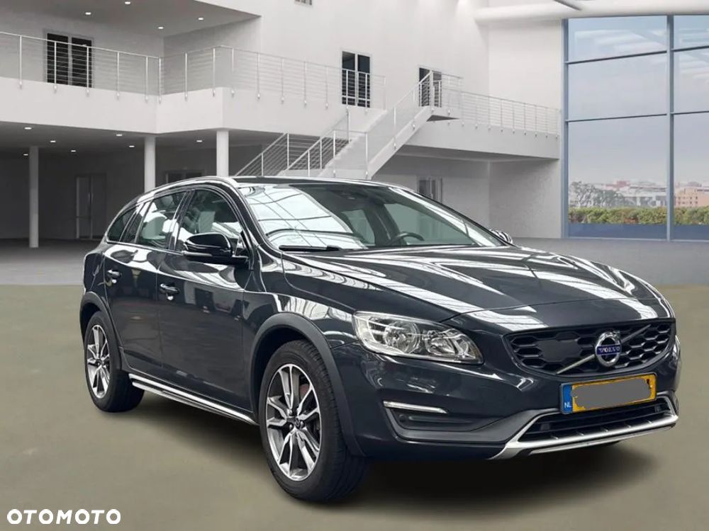 Volvo V60 D3 Drive-E Summum - 2