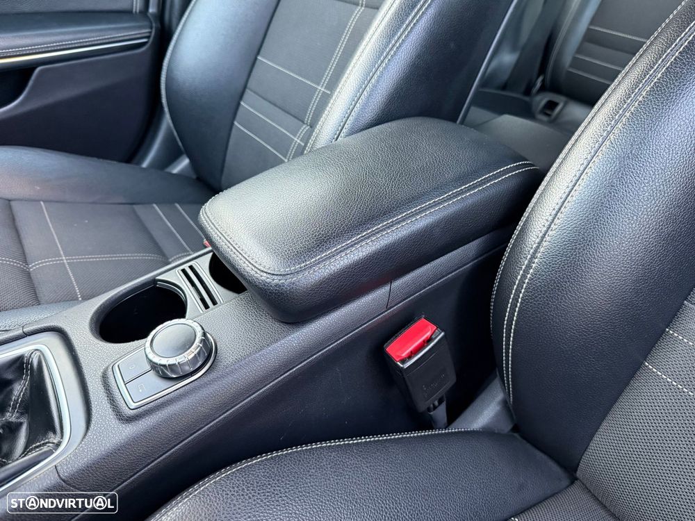 Mercedes-Benz A 180 CDI BE Edition Urban - 16