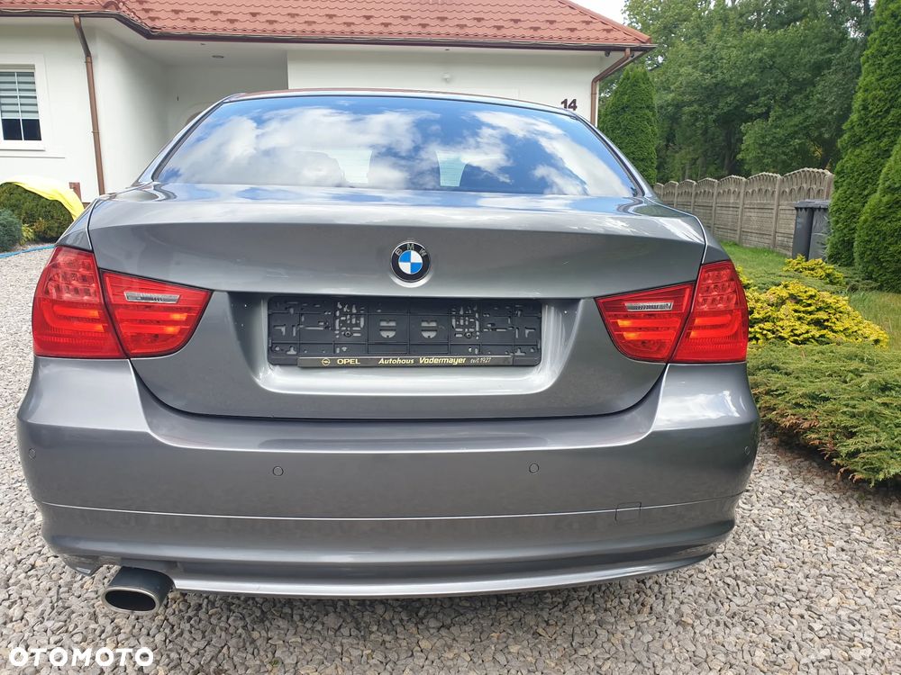 BMW Seria 3 320i Edition Lifestyle - 6