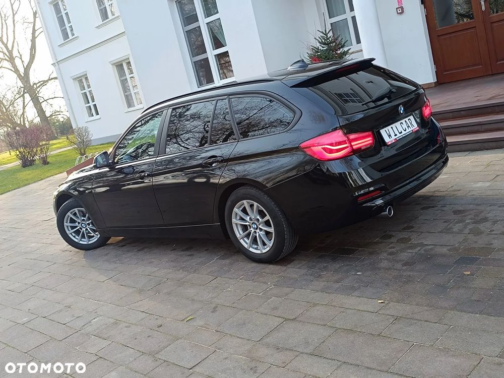 BMW Seria 3 318d DPF Edition Lifestyle - 12