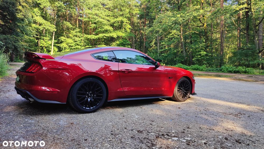 Ford Mustang - 2