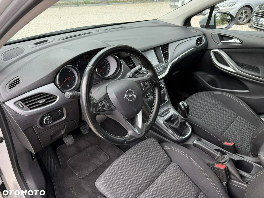Opel Astra - 12