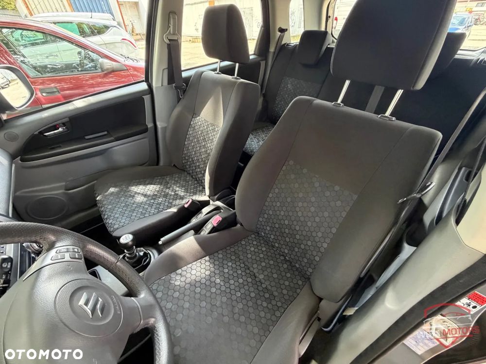 Suzuki SX4 - 18