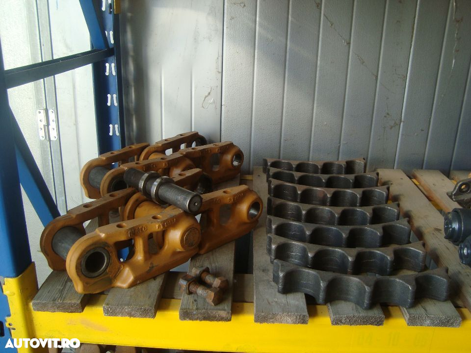 Roti dintate, roti motrice pentru excavatoare, miniexcavatoare, buldozere Caterpillar, volvo - 13