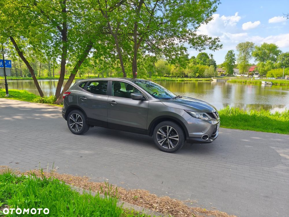 Nissan Qashqai 1.2 DIG-T N-Connecta EU6 - 1