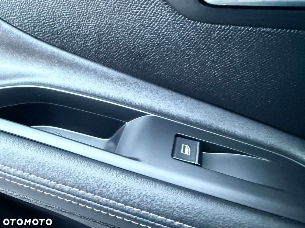 Peugeot 3008 1.5 BlueHDi GT S&S EAT8 - 22