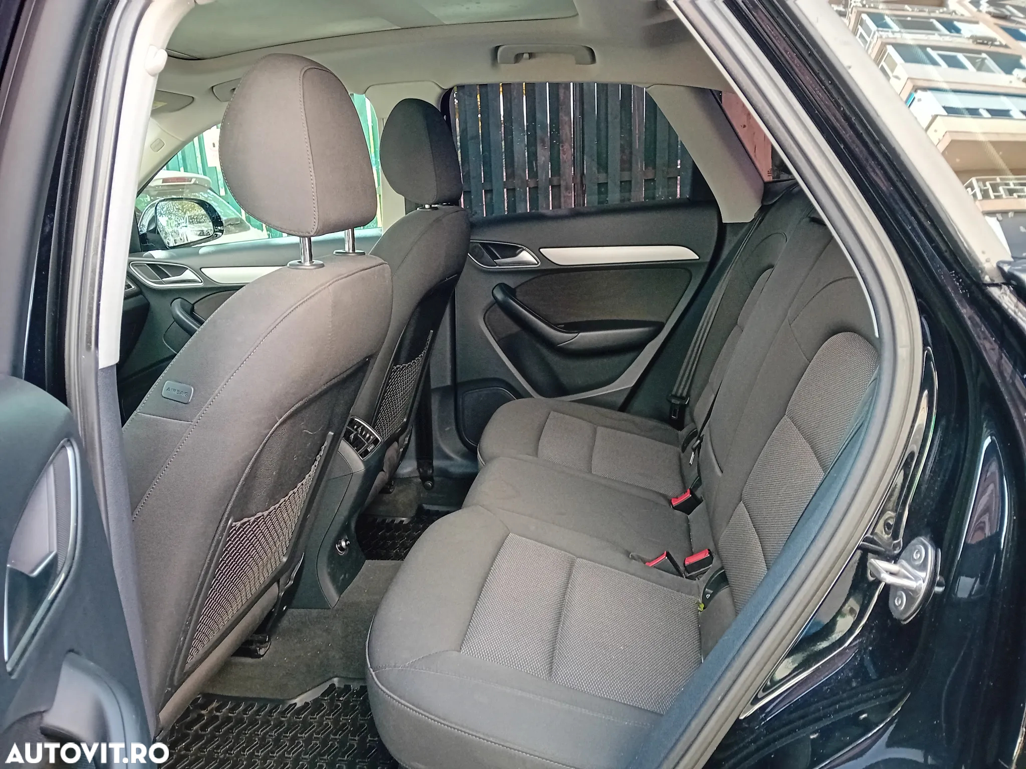 Audi Q3 2.0 TDI Quattro Stronic Design - 7