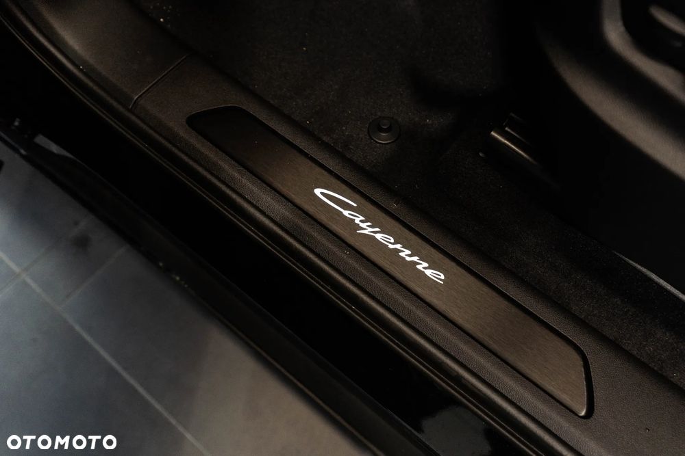 Porsche Cayenne E-Hybrid PHEV - 30