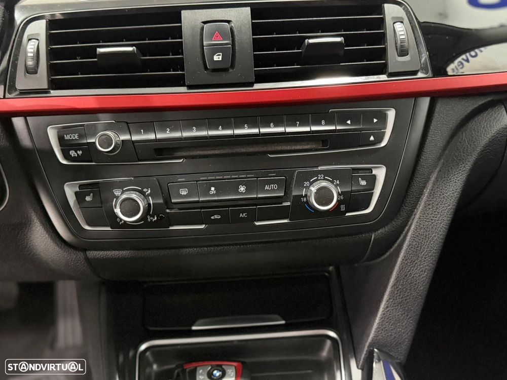 BMW 320 d Line Sport - 12