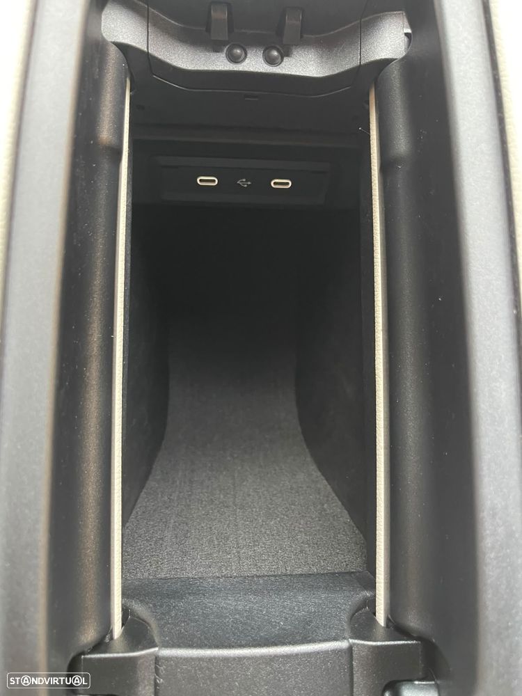 Mercedes-Benz EQA 250+ - 21