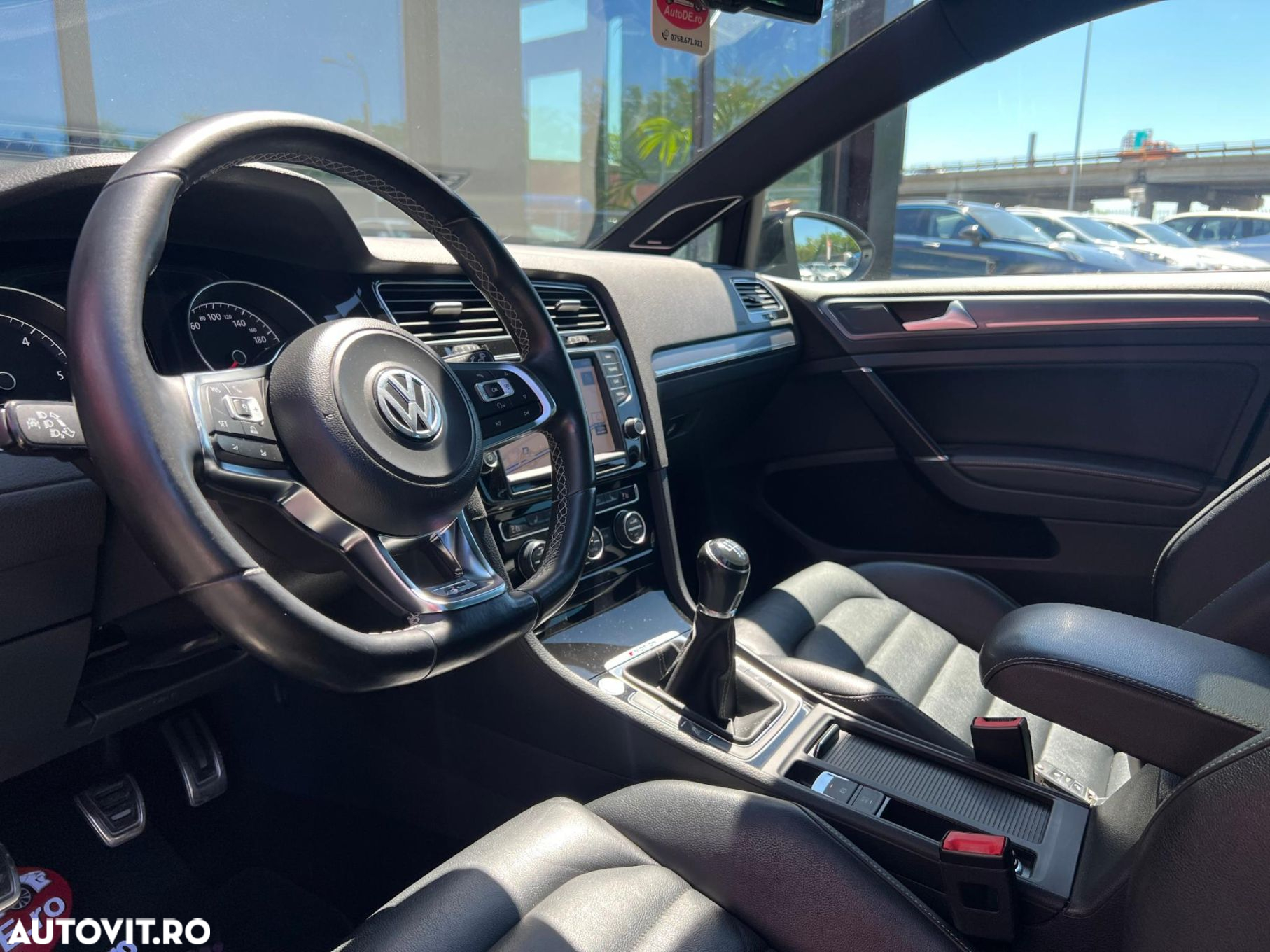 Volkswagen Golf - 5