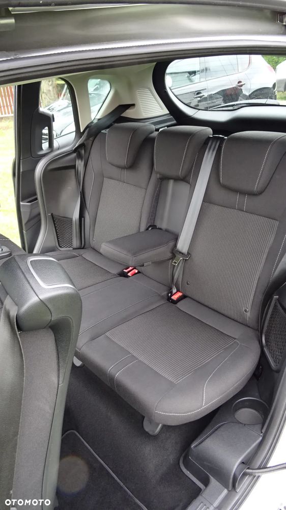 Ford B-MAX - 33