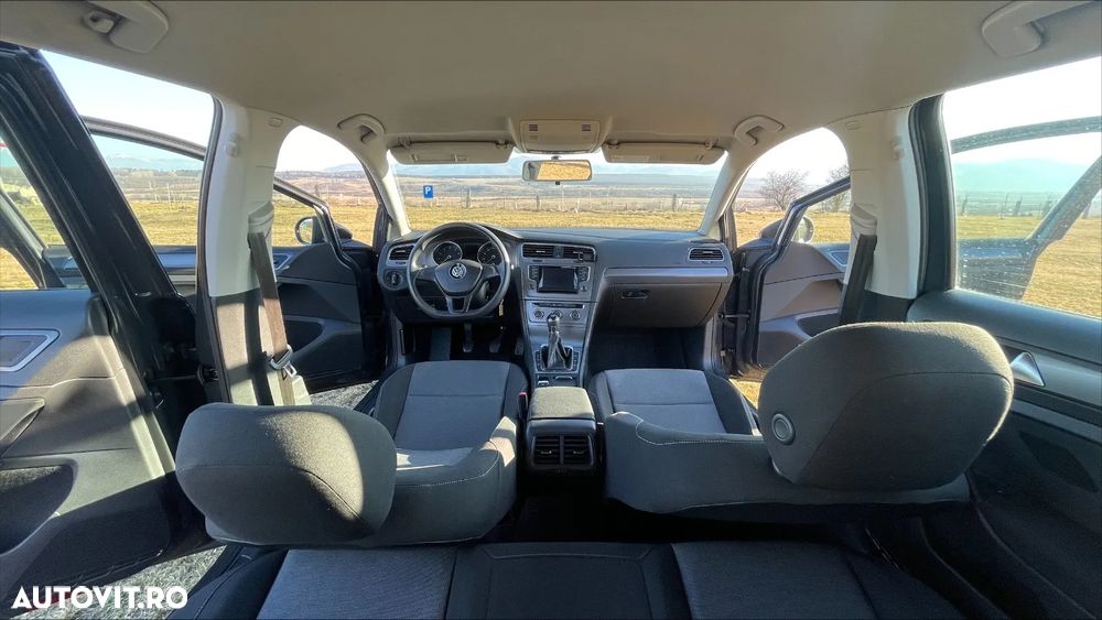 Volkswagen Golf - 4