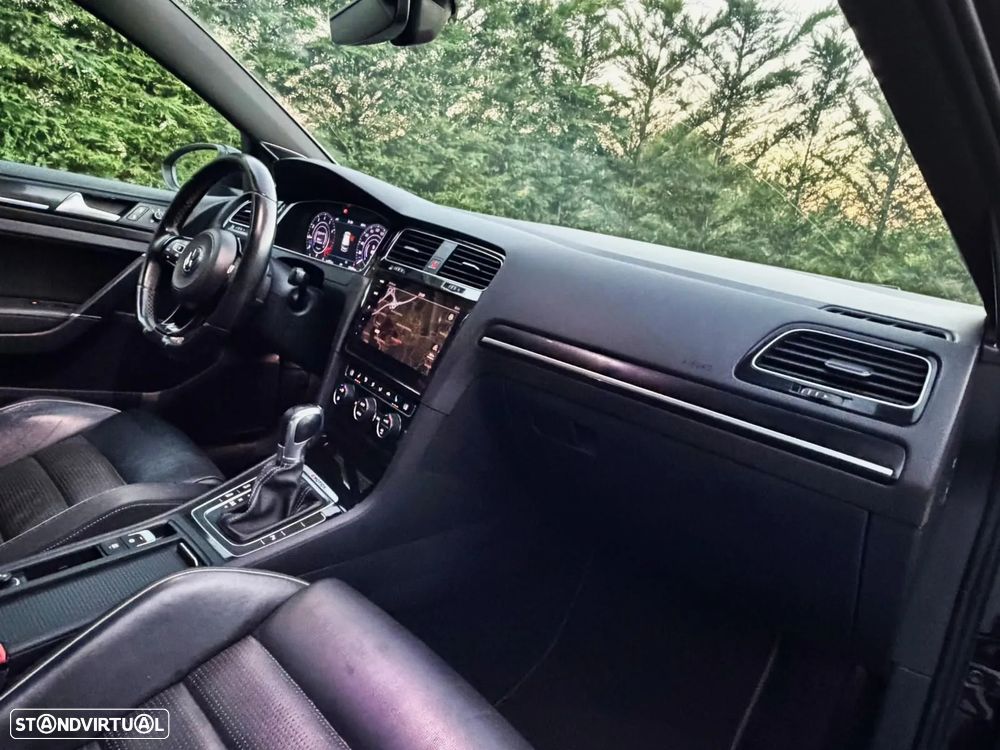 VW Golf R 2.0 TSI OPF 4Motion DSG - 20