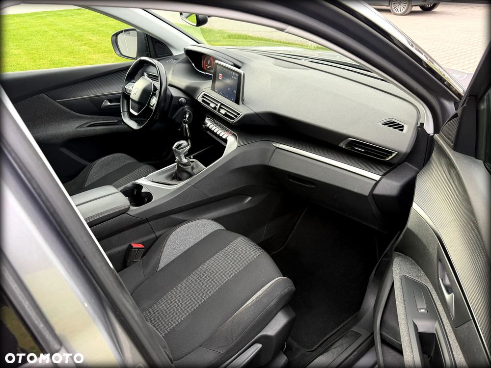 Peugeot 5008 - 33