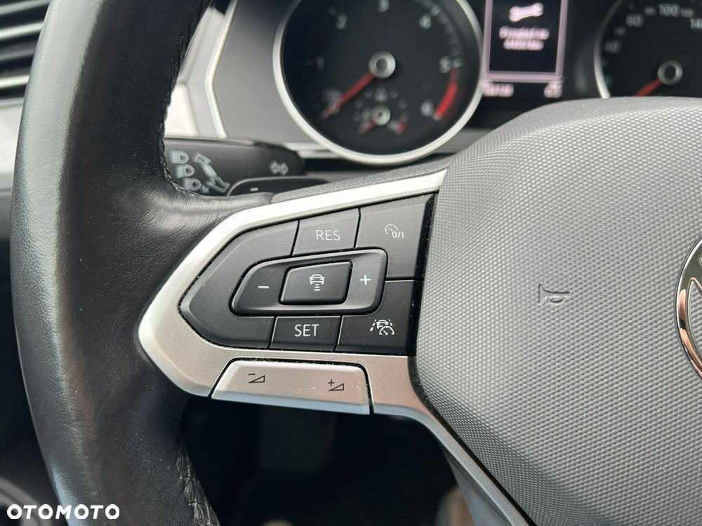 Volkswagen Passat 2.0 TDI EVO Business DSG - 29