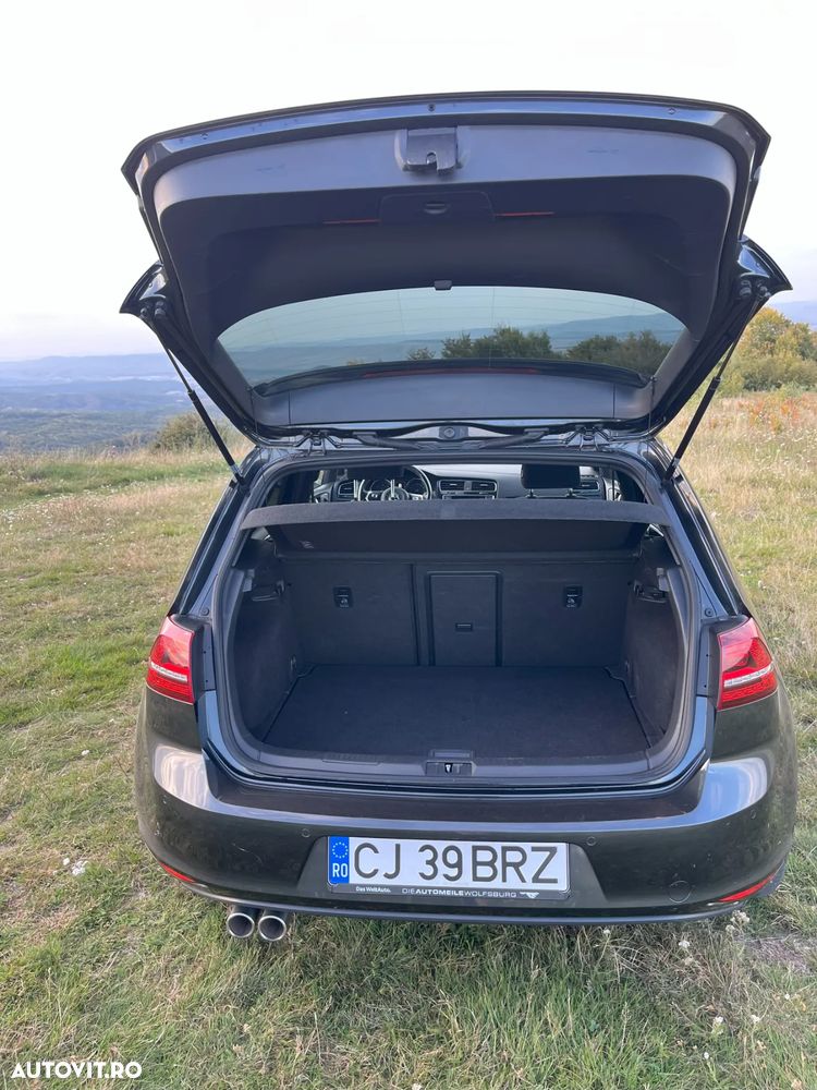 Volkswagen Golf 2.0 TDI DPF BMT DSG GTD - 28