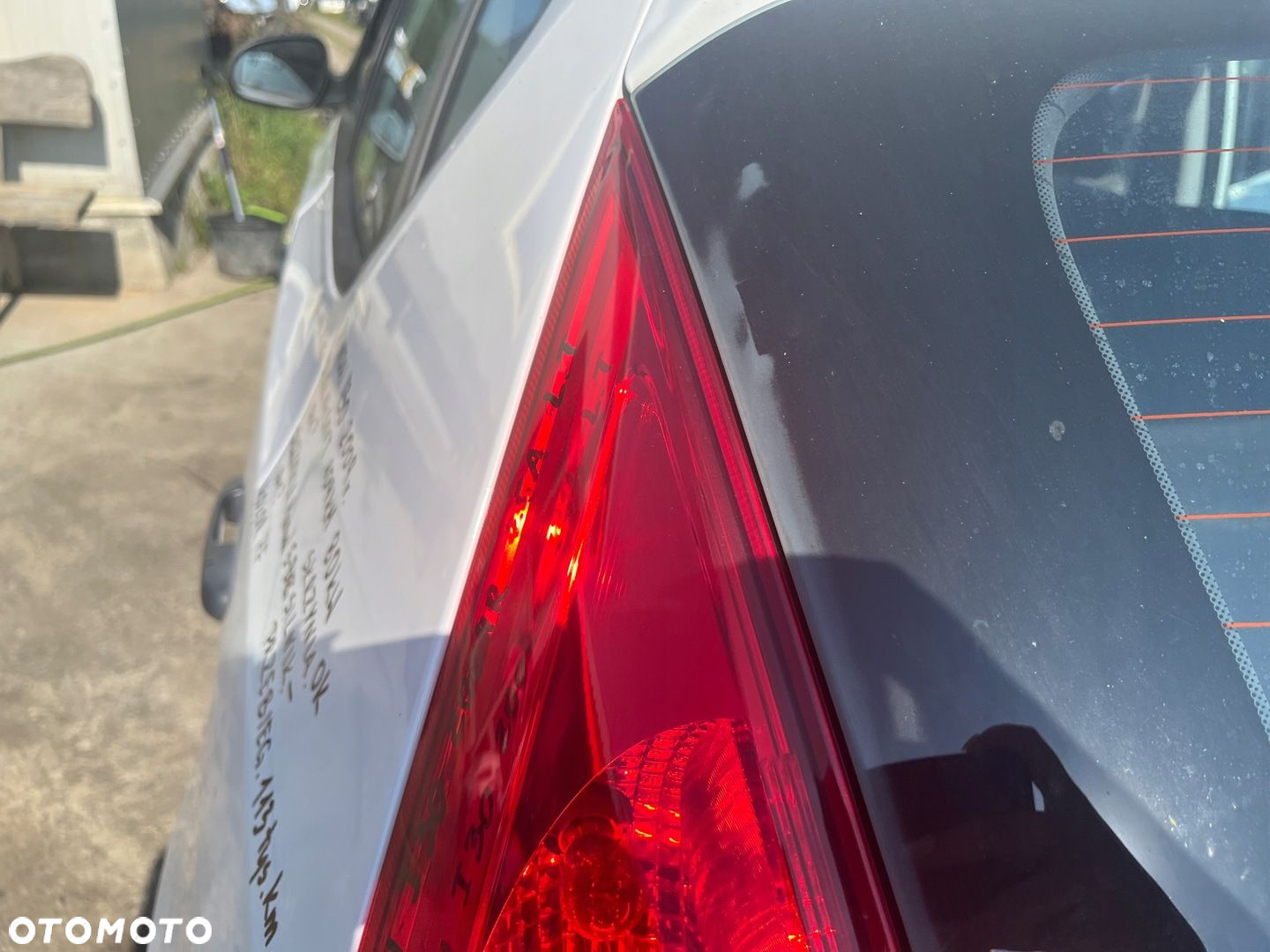 KIA SPORTAGE I30 I LAMPA LEWA TYLNA LEWY TYŁ - 9