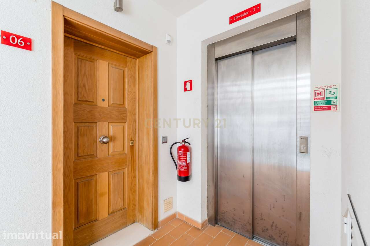 Apartamento T2 com Garagem e Arrecadação | Guia, Albufeira - Grande imagem: 4/21