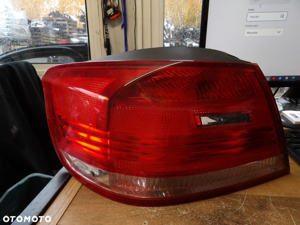 BMW - E93 - CABRIO - LAMPY TYLNE - PRAWA/LEWA - CENA ZA 1 SZT - 7162301  7162302 - 3