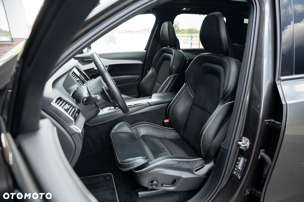 Volvo XC 90 B5 D AWD Geartronic RDesign - 24