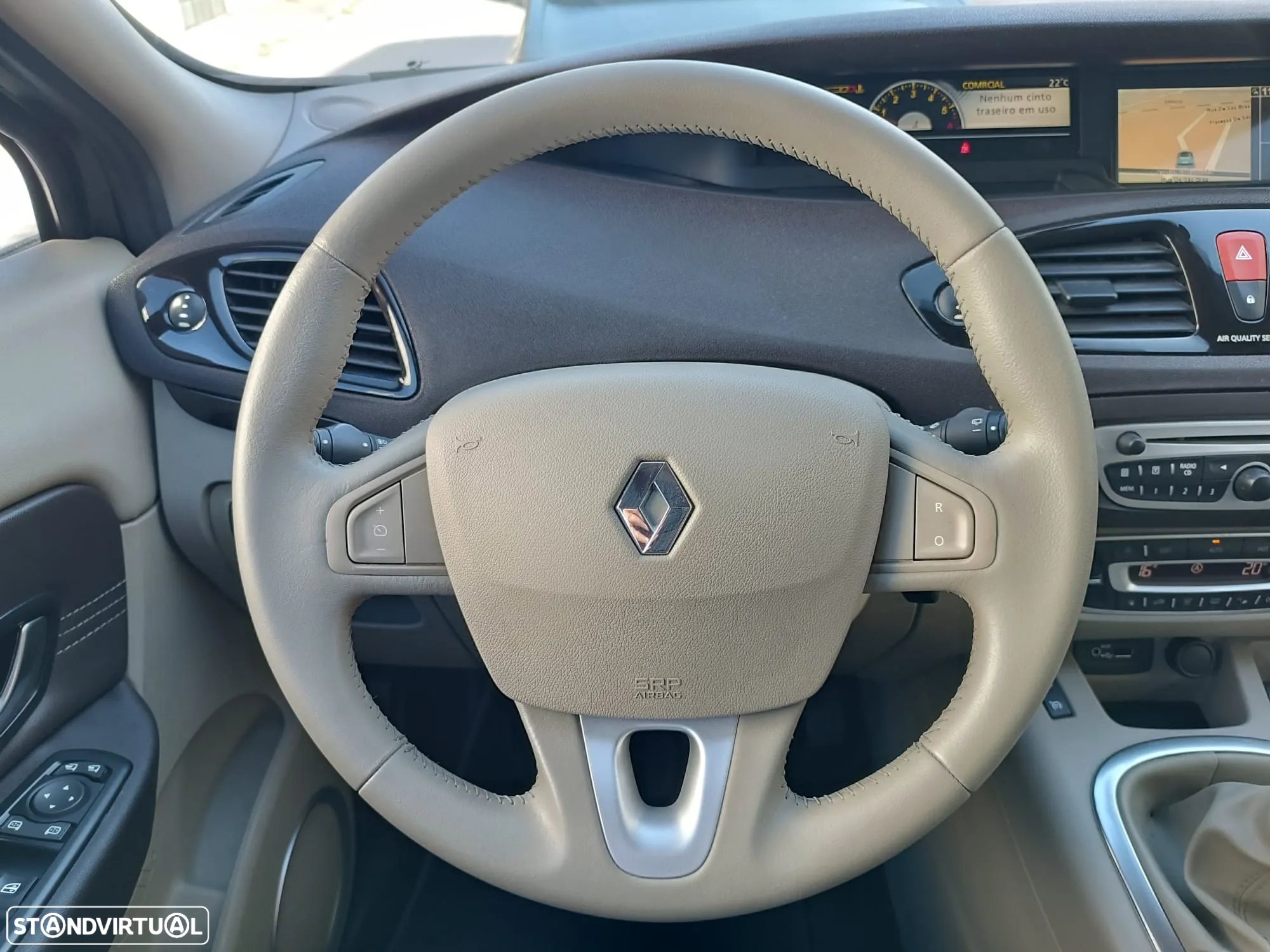 Renault Scénic 1.5 dCi Dynamique S - 16