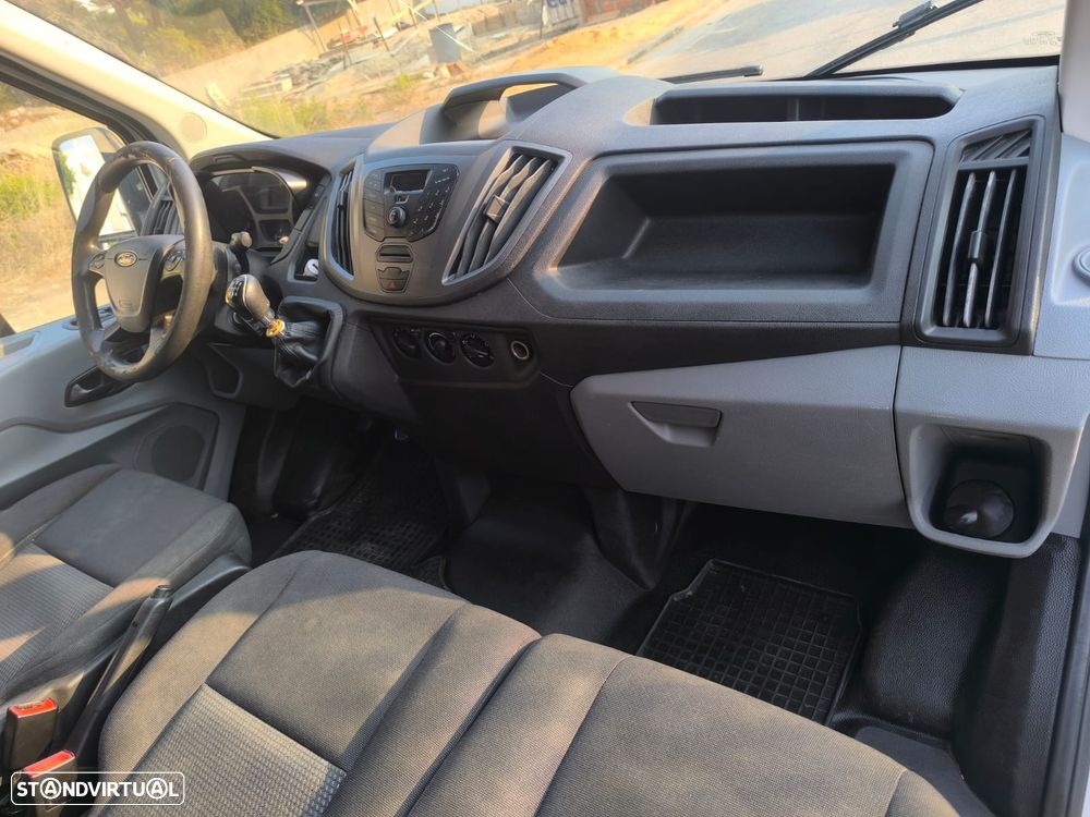 Ford TRANSIT - 19