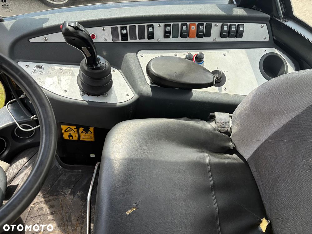 JCB 409 - 5