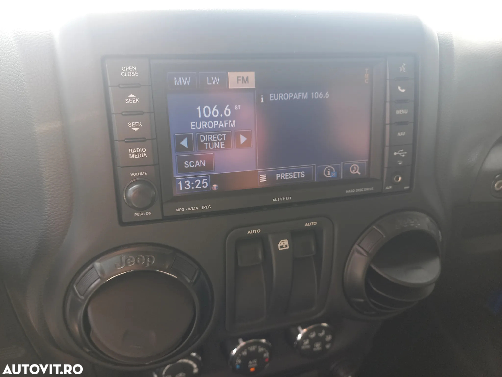 Jeep Wrangler 2.8 CRD AT Rubicon - 16