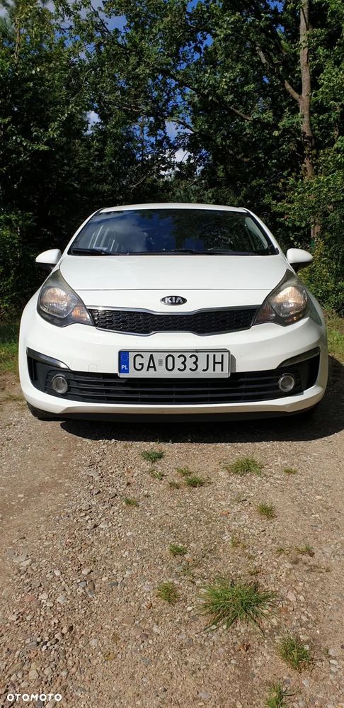 Kia Rio 1.2 L - 9
