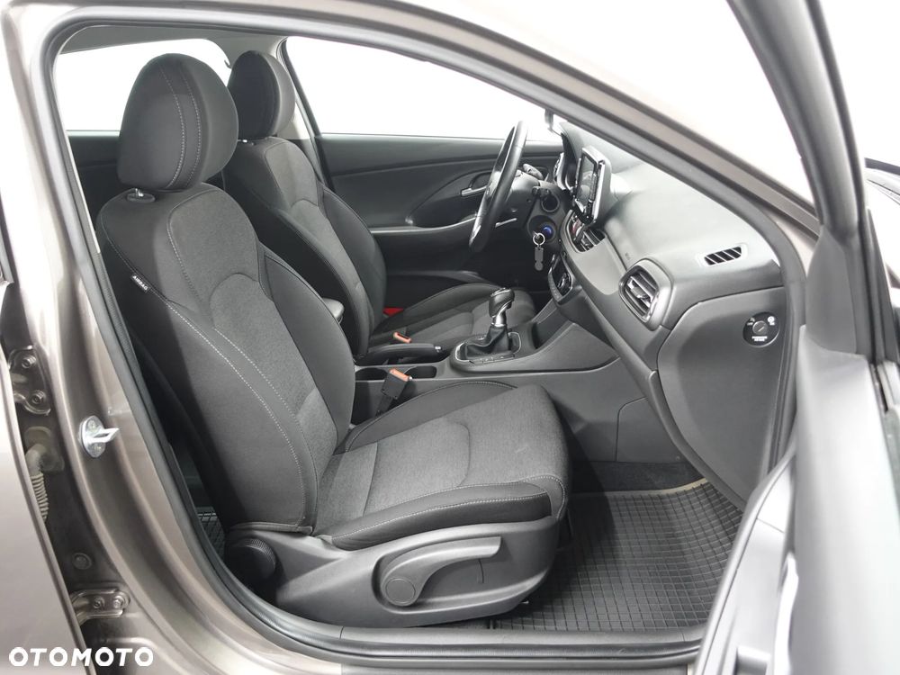 Hyundai i30 - 24