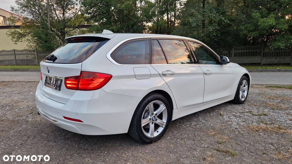 BMW Seria 3 320d Touring xDrive Sport-Aut Luxury Line - 5