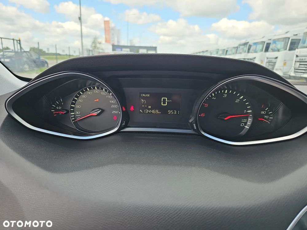 Peugeot 308 1.5 BlueHDi Active S&S - 15