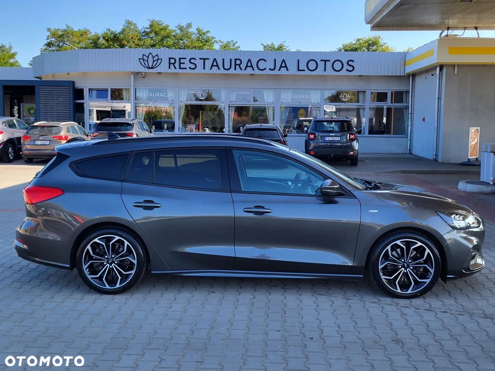 Ford Focus 1.5 EcoBoost STart-Stopp-System ST-LINE X - 6
