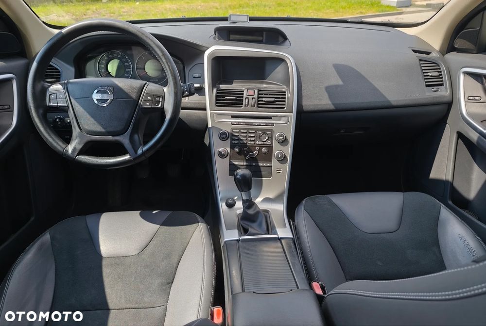 Volvo XC 60 D3 Kinetic - 11
